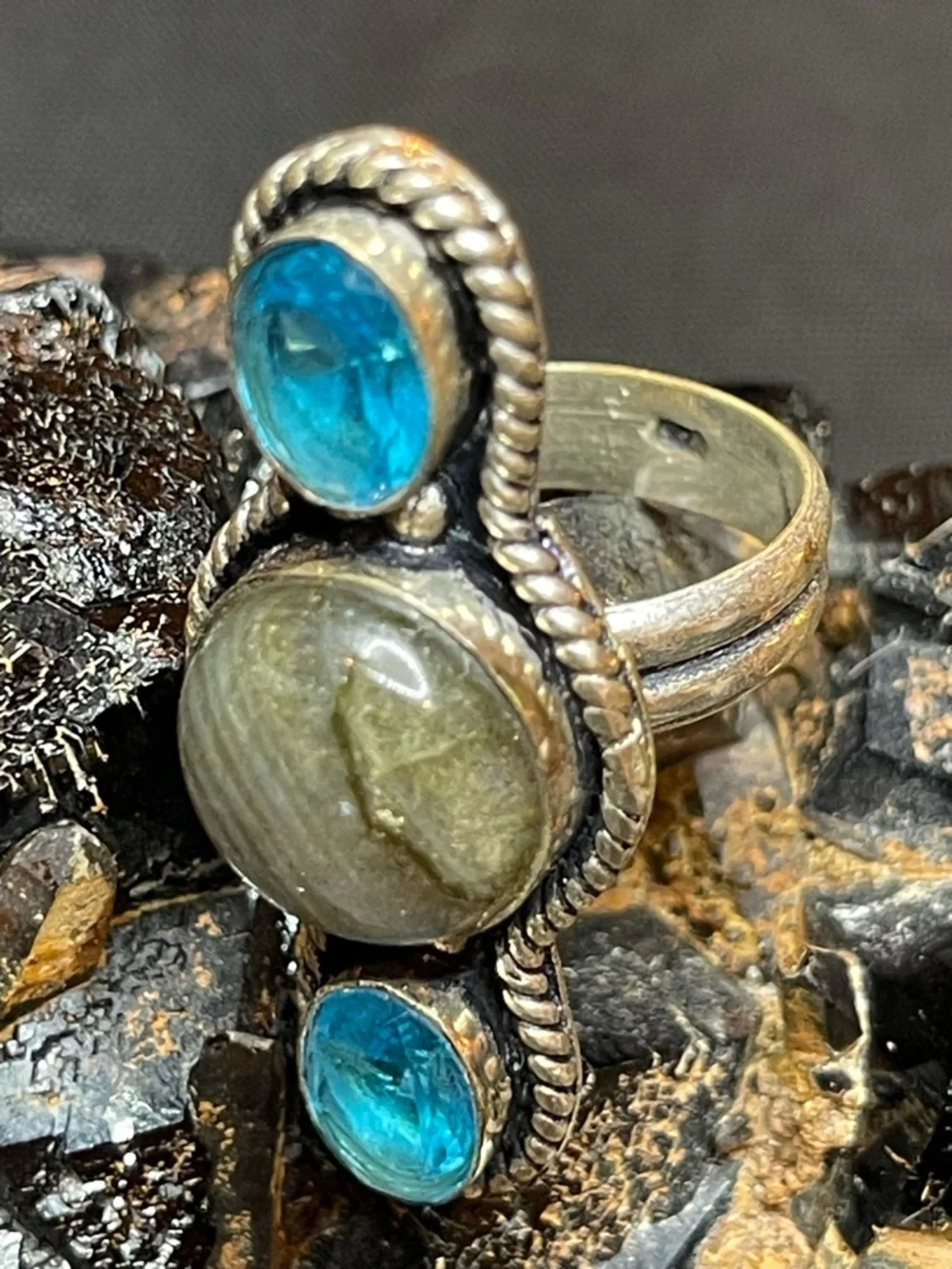 🌑925 Overlay Labradorite Glass Ring Size 8🌑 - Picture 4 of 6